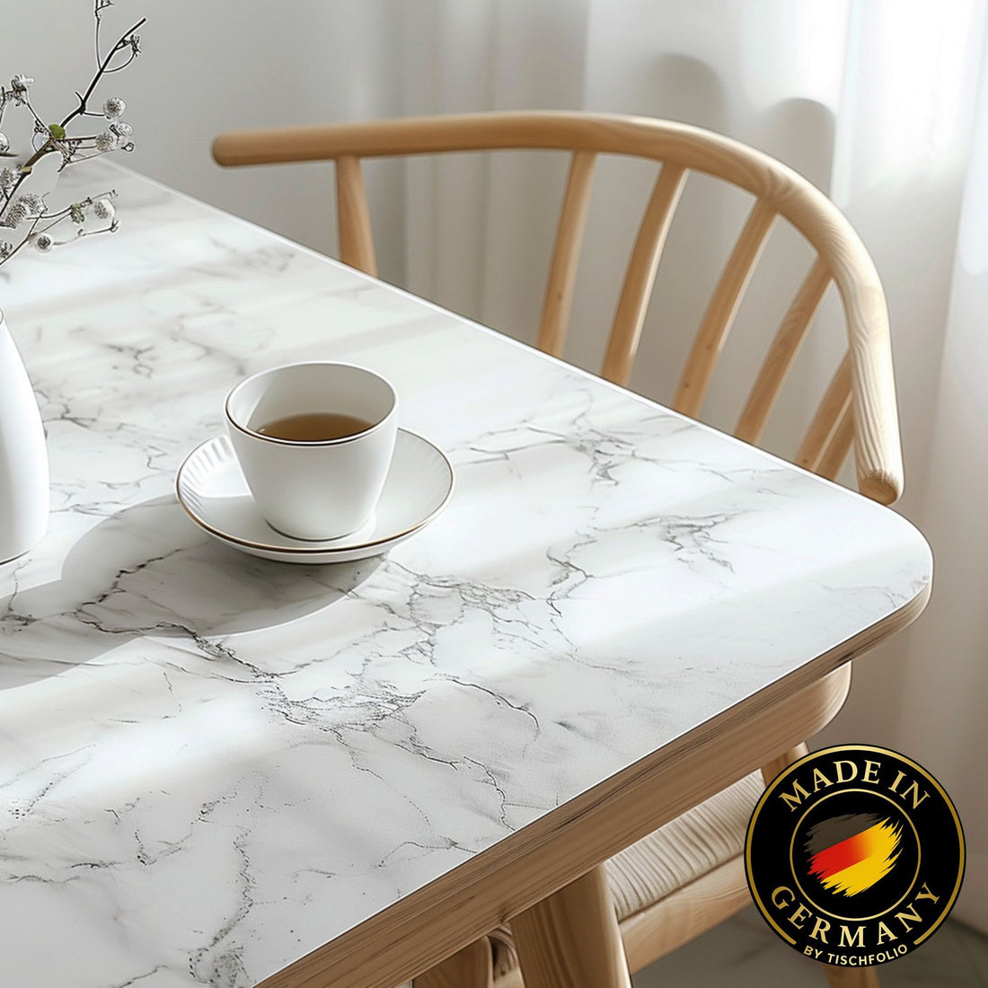 Eleganz trifft Funktionalität: Unsere neuen Marmor-Tischfolien